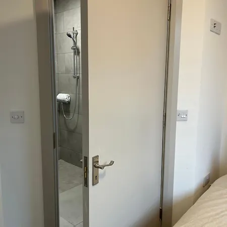 Iec Campus Apartment *