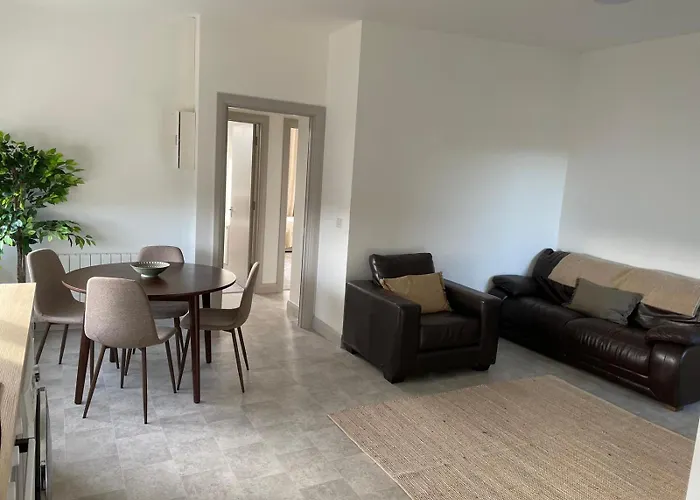 Iec Campus Apartman *